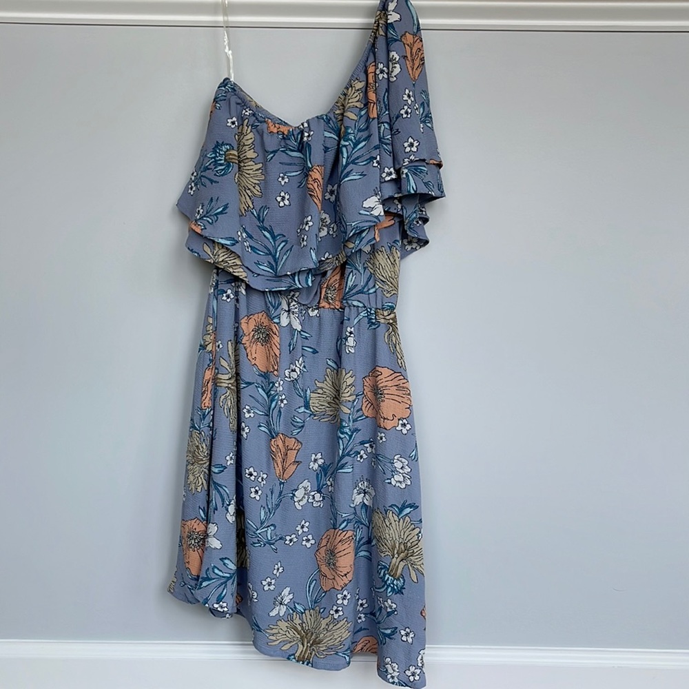 LUSH one-shoulder floral dress